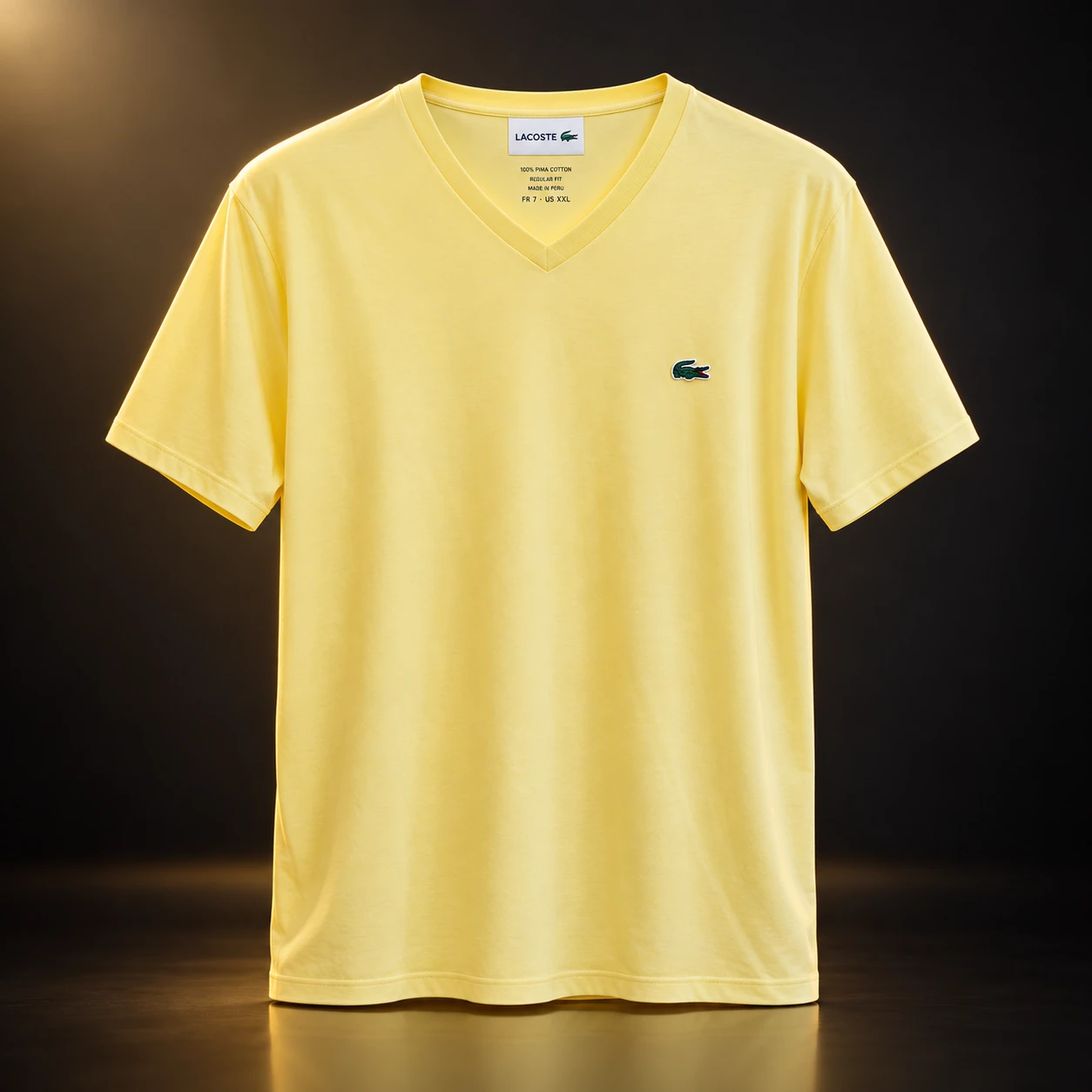 Camiseta Lacoste amarela com gola V